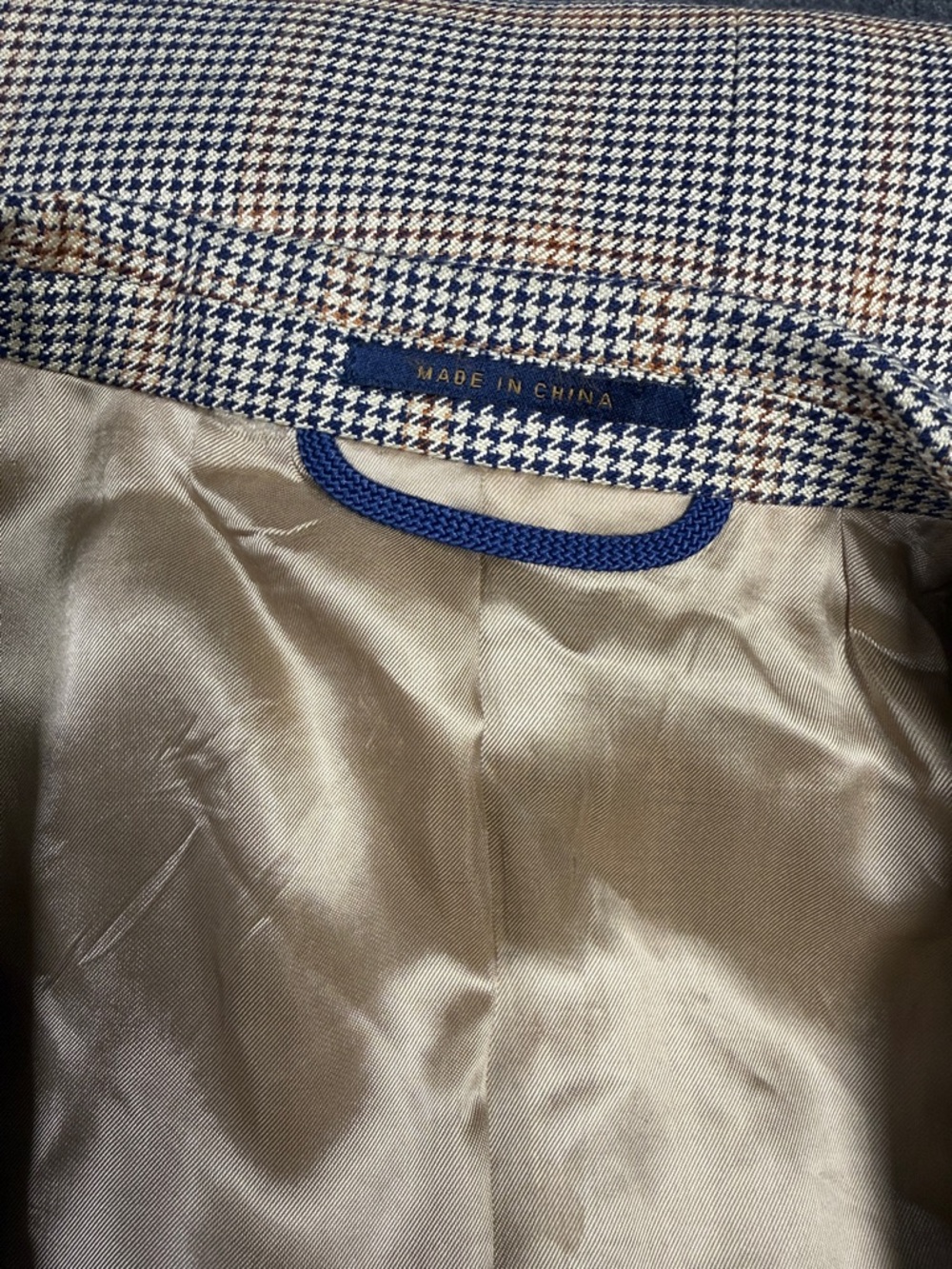 Ralph Lauren Beige and Gray Glen Plaid Sport Coat - Picture 7 of 8